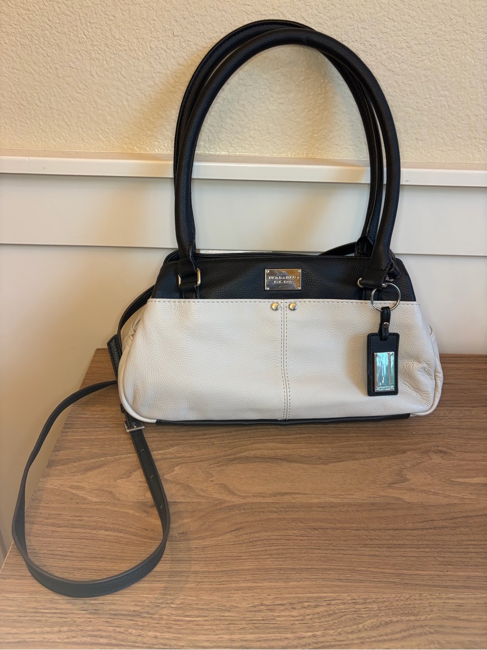 Tignanello Black & Cream Women’s Leather Satchel Handbag